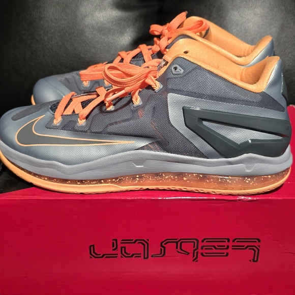 Lebron X Low - Picture 1 of 5